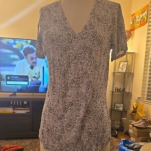 Old Navy Black and White Short Sleeve Top